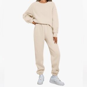 Comfortable Beige Lounge Set